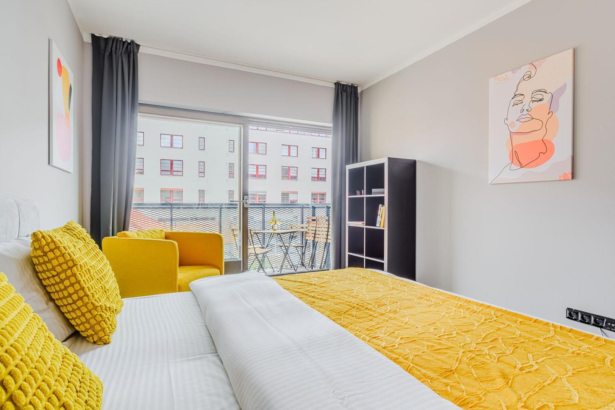 Apartments With Large Balcony, Parking Praha Eksteriør bilde